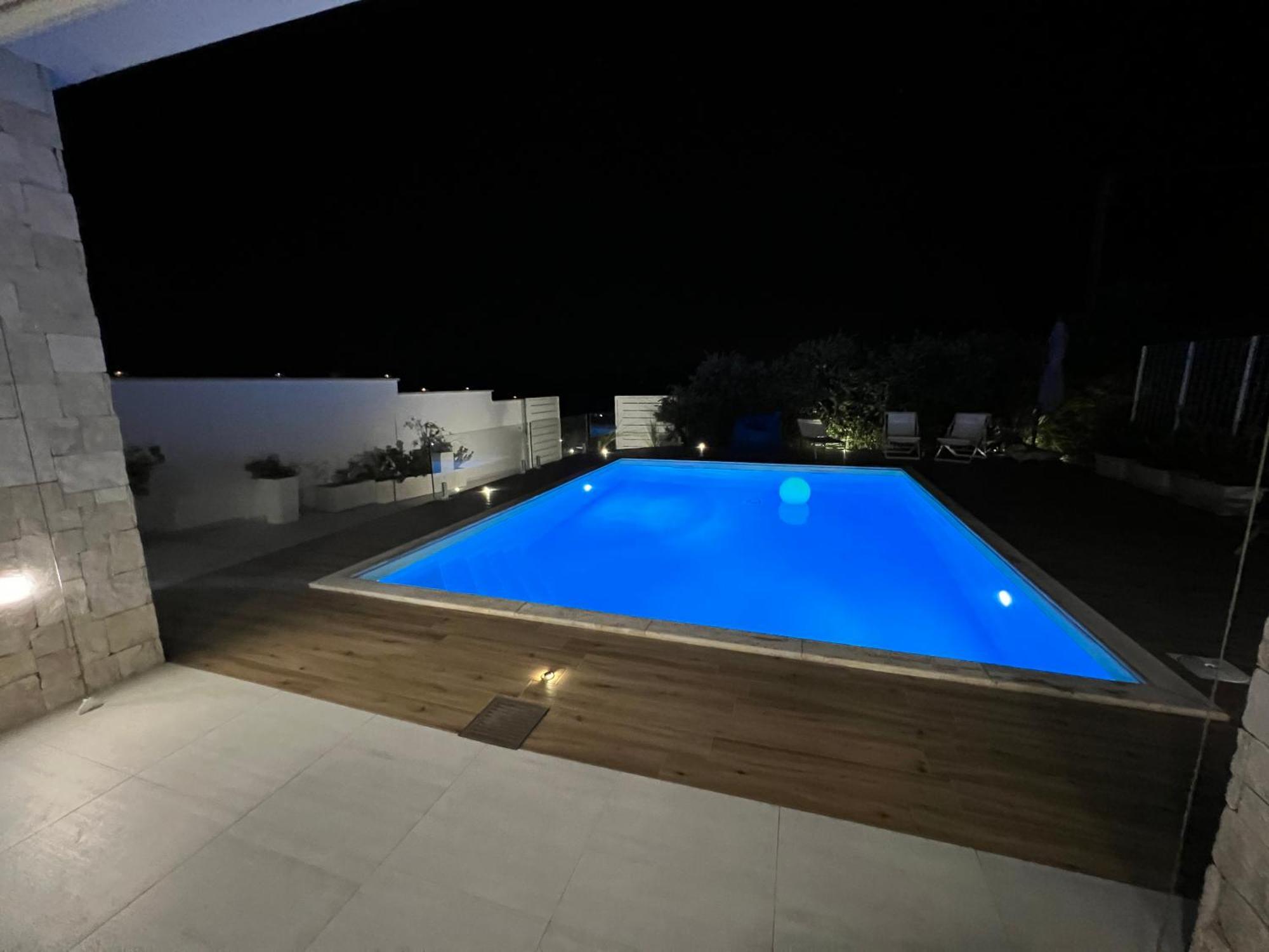 Villa Il Marchese In Piscina San Pietro in Bevagna Exterior foto